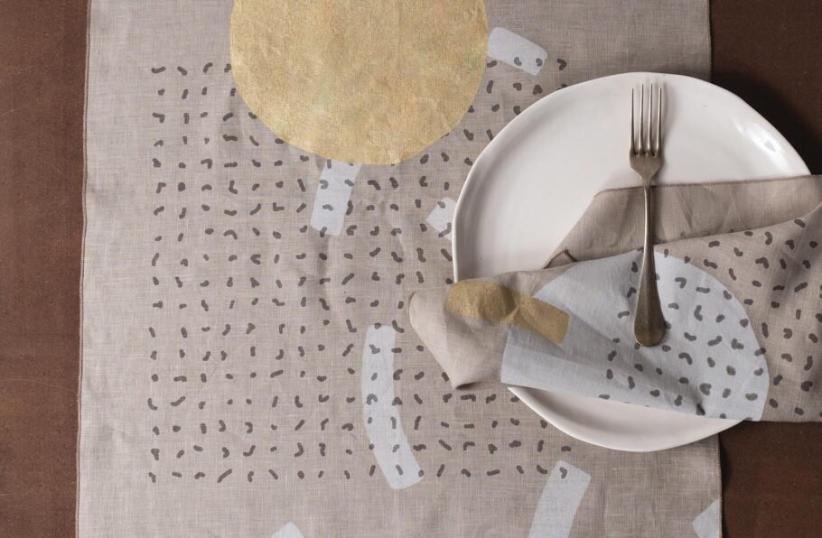 BOJA beige table runner + napkins - Image 2