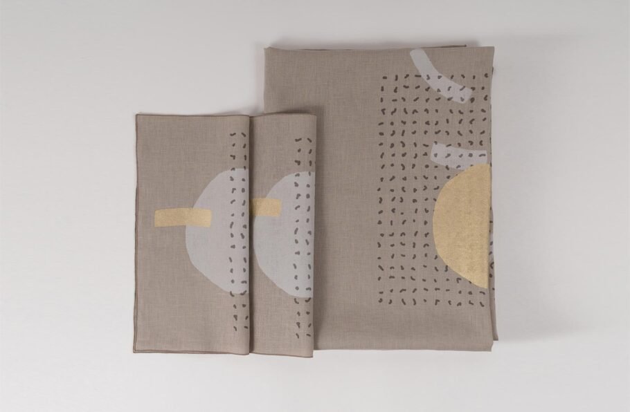 BOJA beige tablecloth + napkins - Image 3