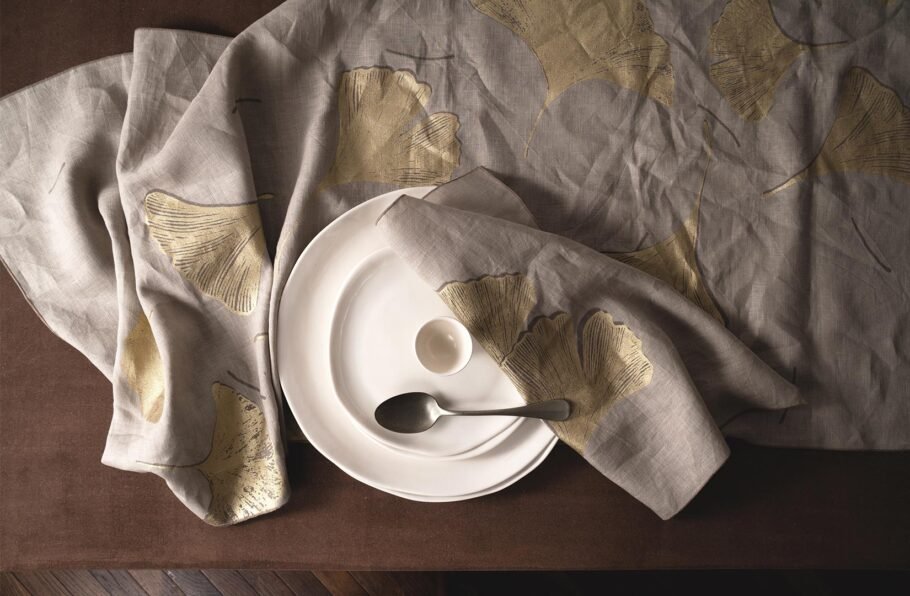 GINKGO beige table runner + napkins