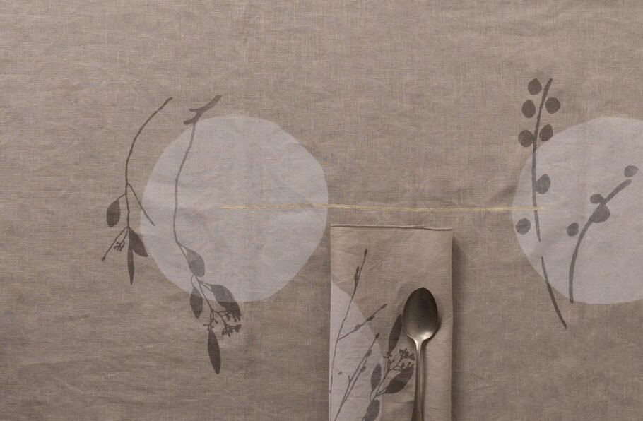 MARA beige table runner + napkins - Image 2