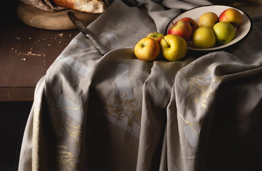 MILA beige tablecloth + napkins - Image 2