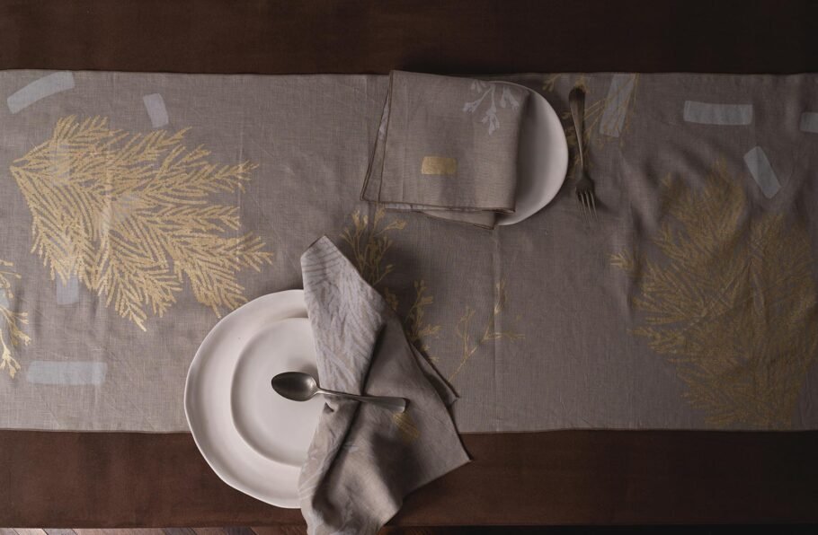 MILA beige table runner