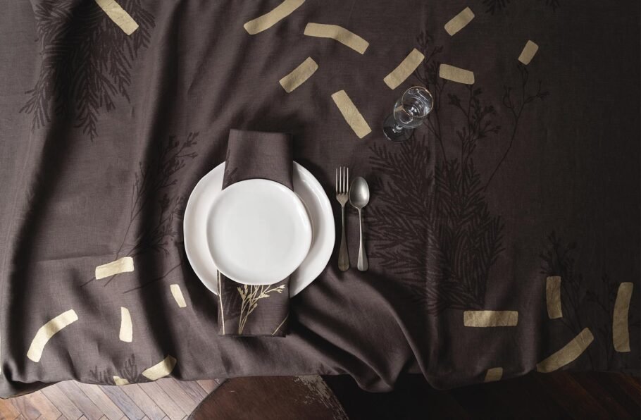 MILA taupe tablecloth + napkins
