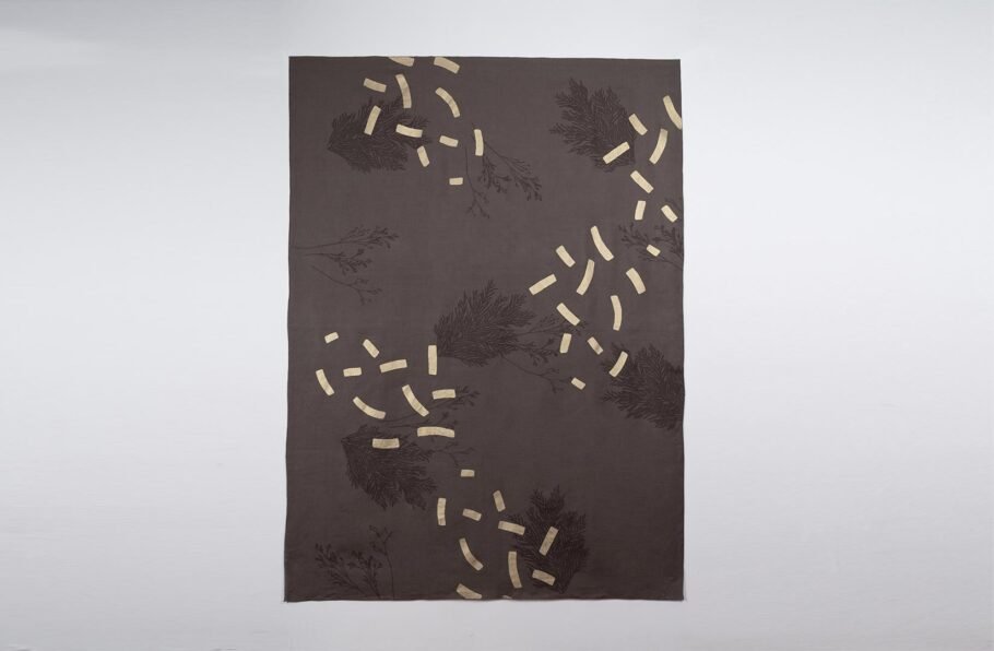 MILA taupe tablecloth + napkins - Image 5