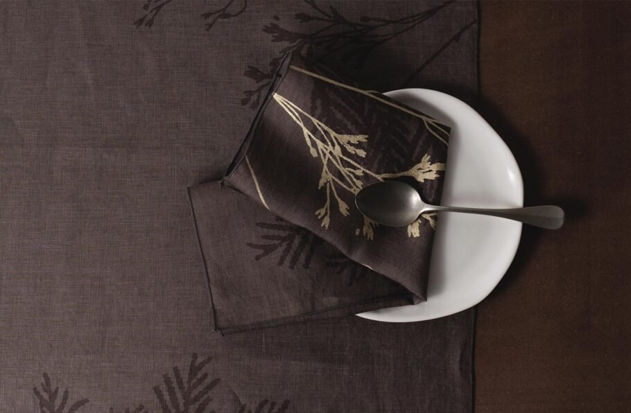 MILA taupe napkins